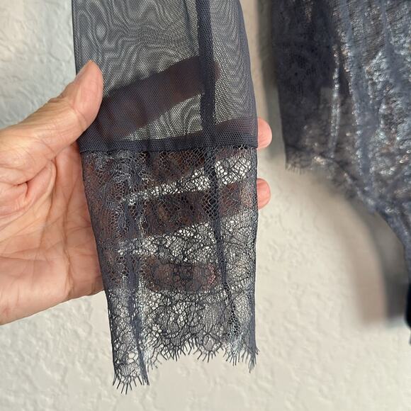 Victoria’s Secret Gray Chantilly Lace Open Back Bodysuit Thong Indie Boho Grunge - Picture 3 of 10